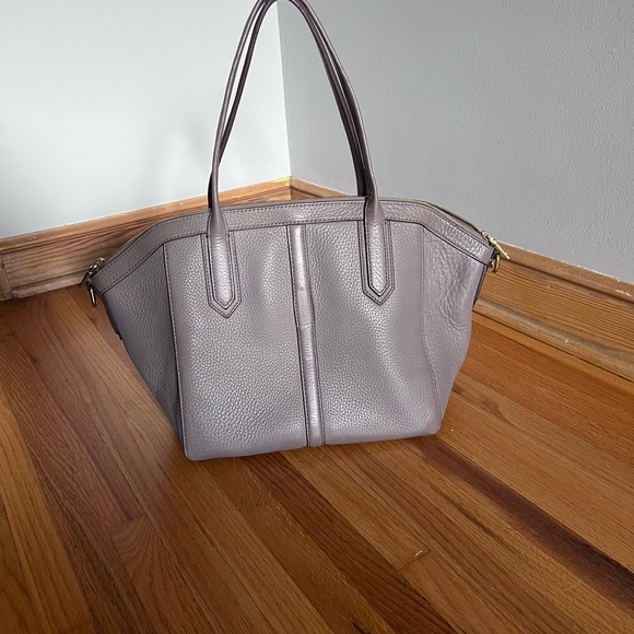J Crew purse in very good condition! - Picture 6 of 12